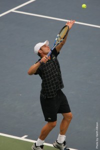 Roddick Serving